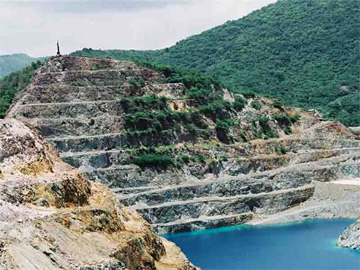 View of the open-air copper mine, El Cobre